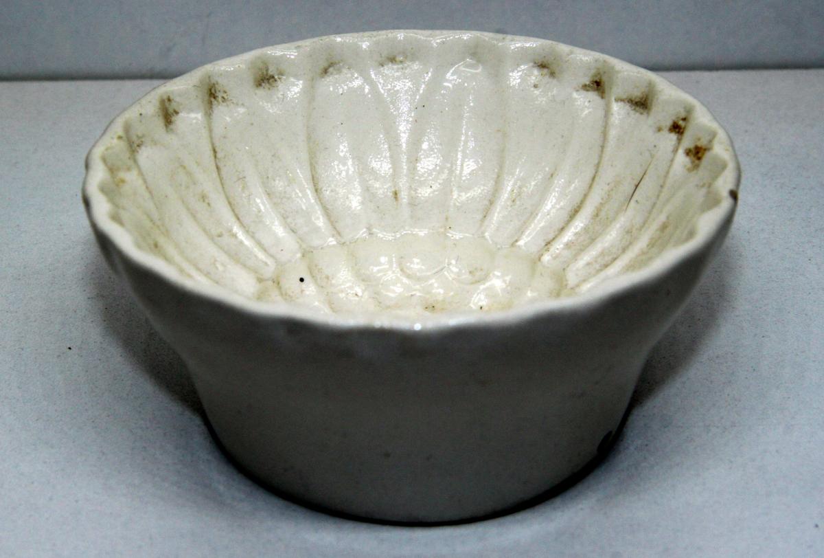 Alte Puddingform Keramik 1