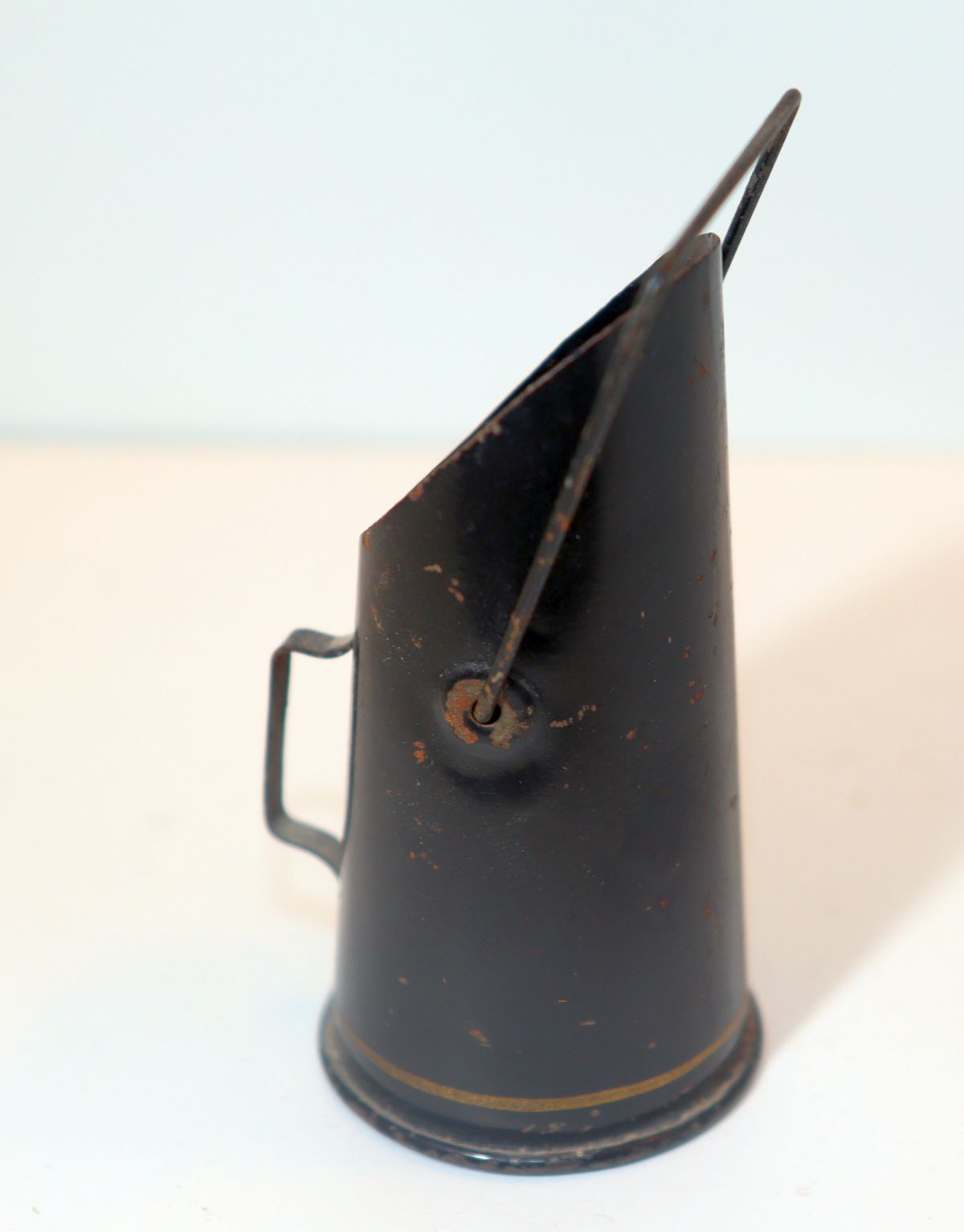 Puppenstuben Kohleneimer, alt