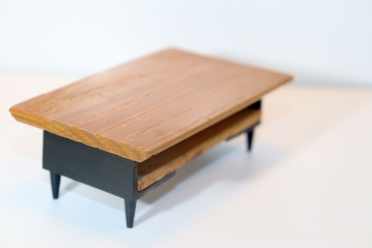 Puppenstube Tisch, alt